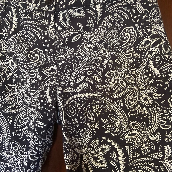 Talbots The Weekend Short - Picture 3 of 4